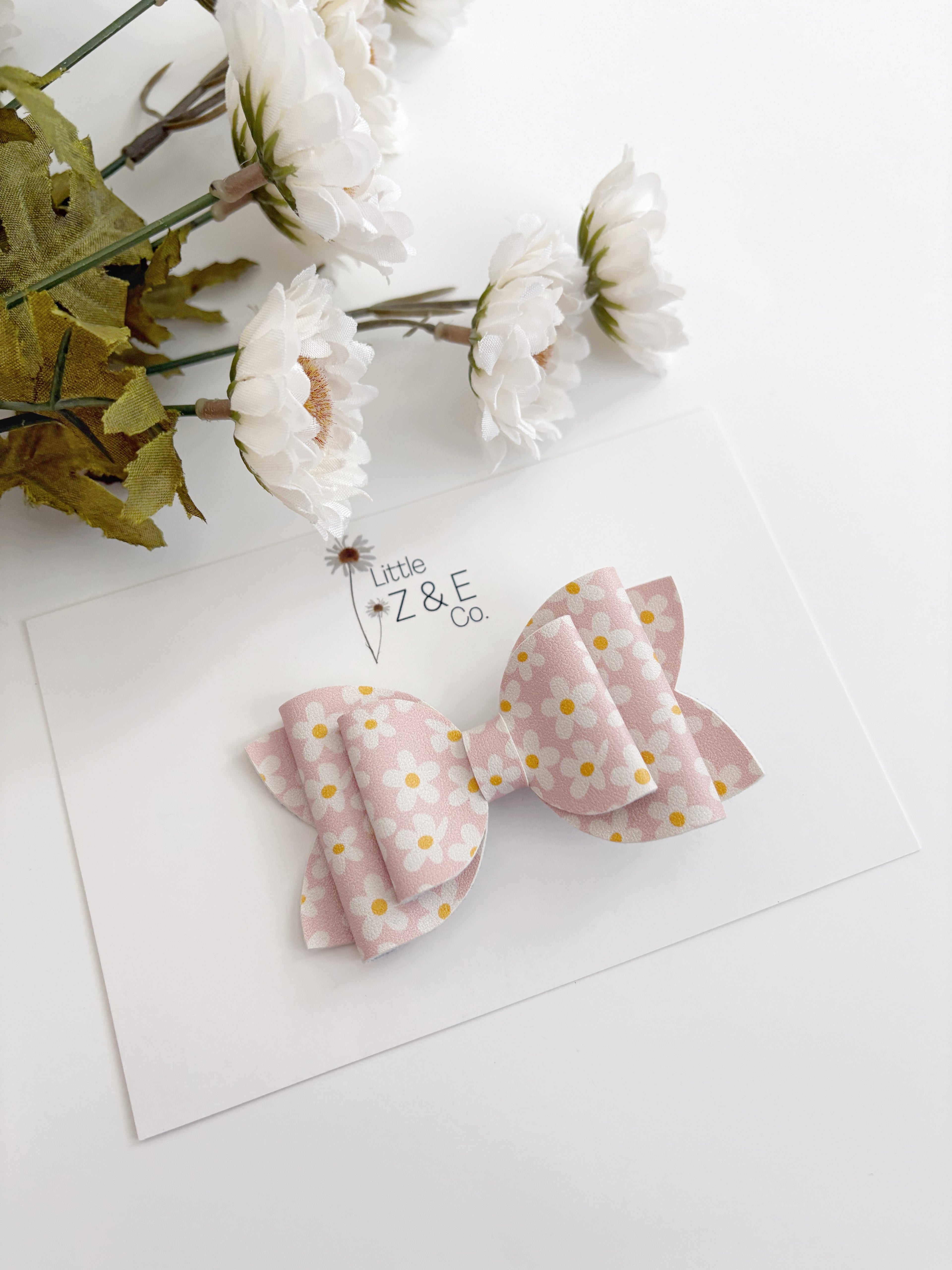 Daisy Hair Bow