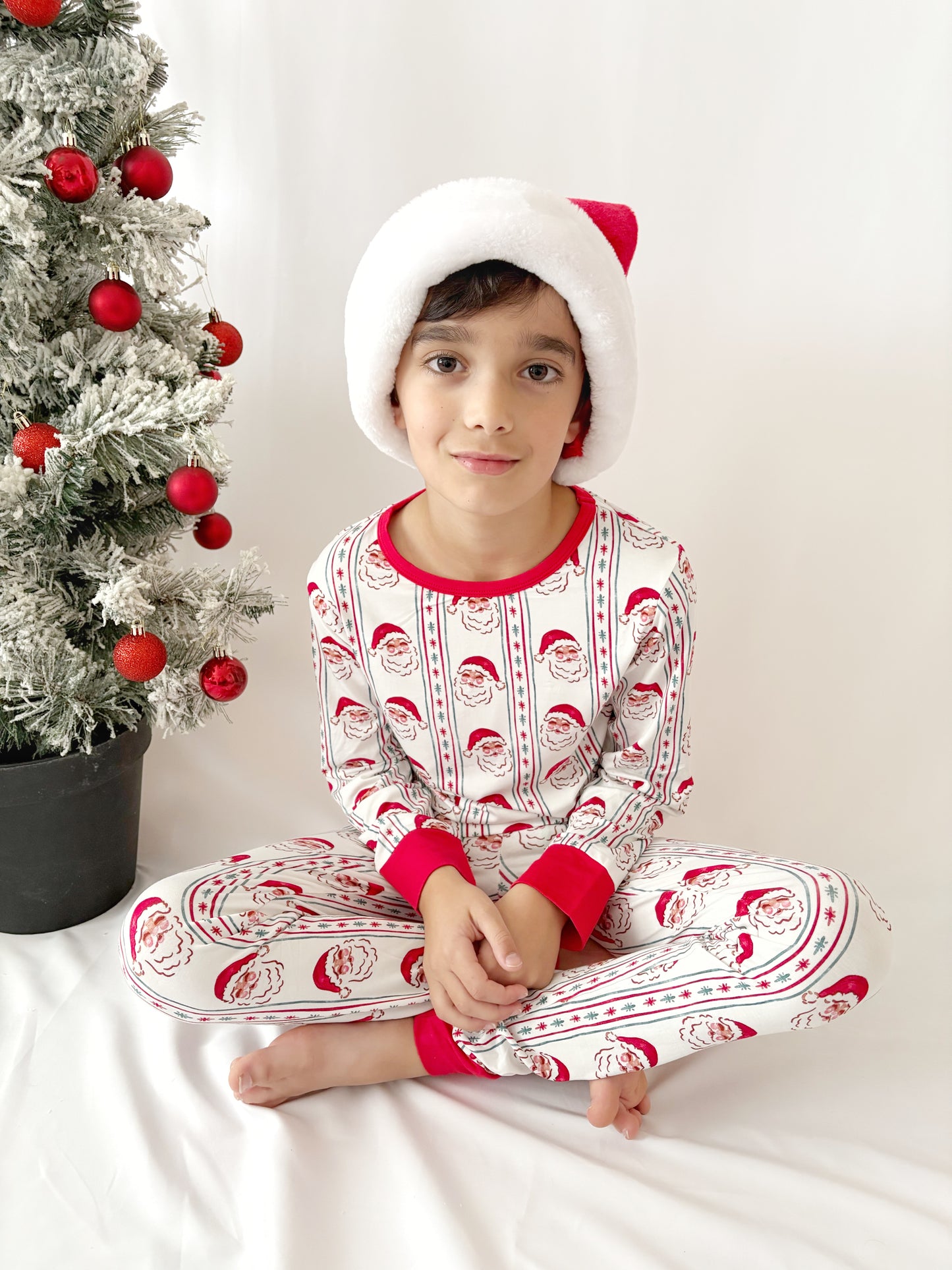 Classic Clause Two Piece Pyjama Set